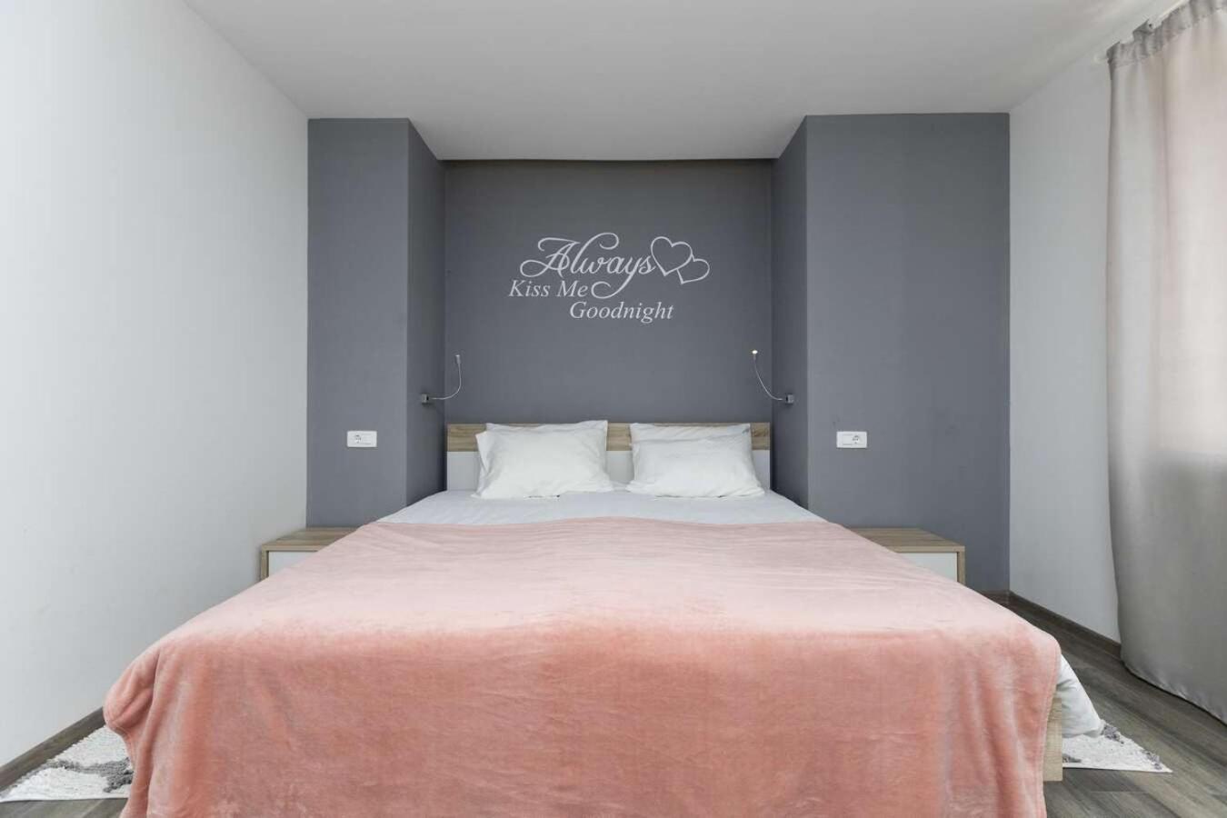 Villa Viscum In Central Istria For 8 Persons With Large Garden - Pet Friendly Пазин Экстерьер фото